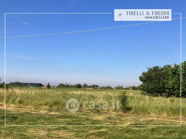 Terreno agricolo in commerciale in