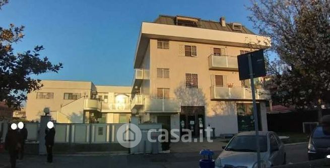 Appartamento in residenziale in Via Rodolfo Morandi 25