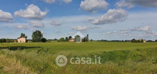 Terreno agricolo in commerciale in Via A. Gramsci 74