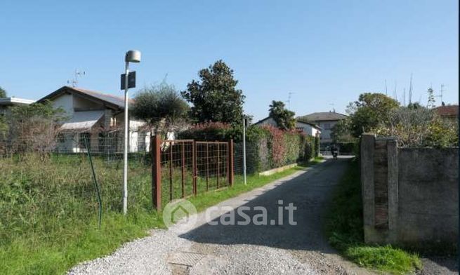 Terreno edificabile in residenziale in Via Monte Grappa