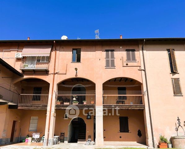 Appartamento in residenziale in Via Vimercate