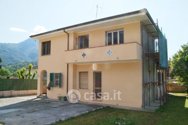 Casa indipendente in residenziale in Via XX Settembre 118