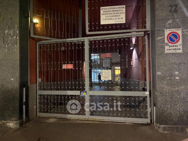 Box/posto auto in residenziale in Via Filadelfia 108/A