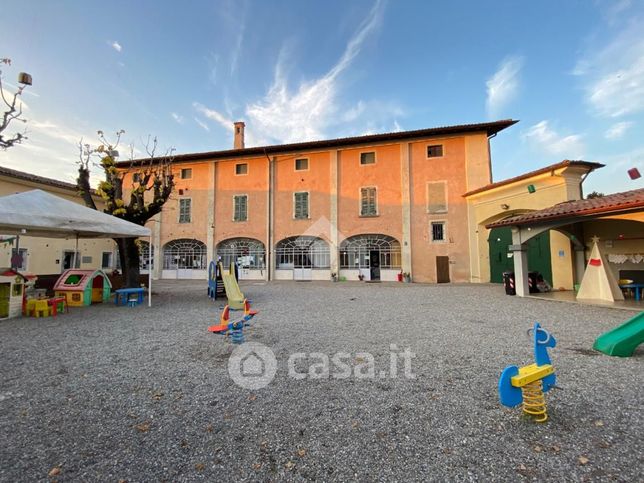 Casa indipendente in residenziale in Via Costanzo Guarneri 4