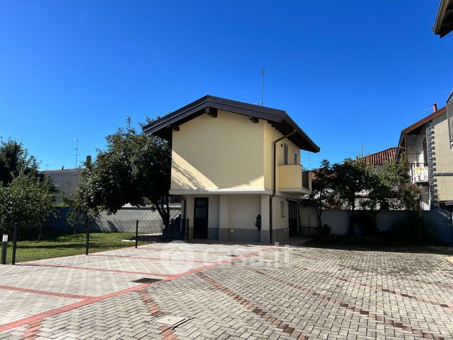 Casa indipendente in residenziale in Via Giuseppe Mazzini 2