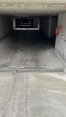 Box/posto auto in residenziale in Via Alessandro Manzoni