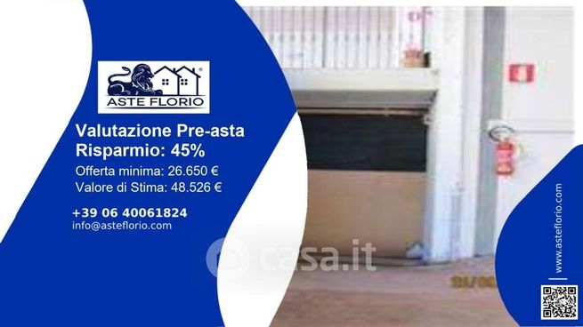 Box/posto auto in residenziale in Via Monte Vettore
