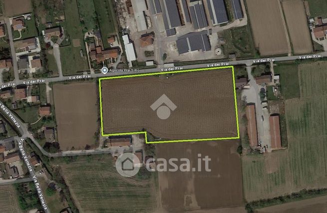 Terreno agricolo in commerciale in Via dei Prai 1