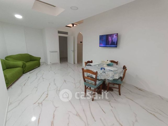 Appartamento in residenziale in Salita Quisisana