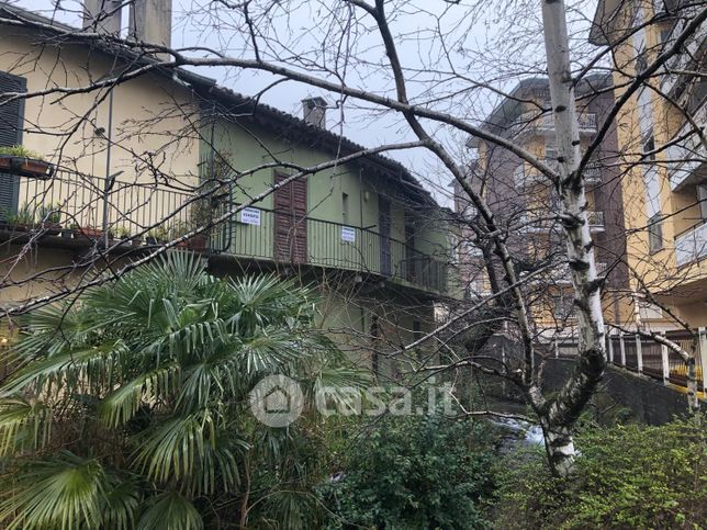 Casa indipendente in residenziale in Via Belvedere 8