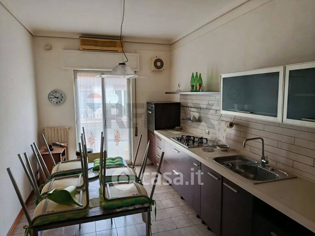 Appartamento in residenziale in Via Archimede 135