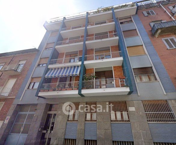 Box/posto auto in residenziale in Via Rubiana 28