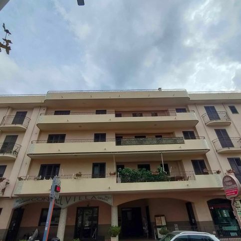 Appartamento in residenziale in Via Riviera
