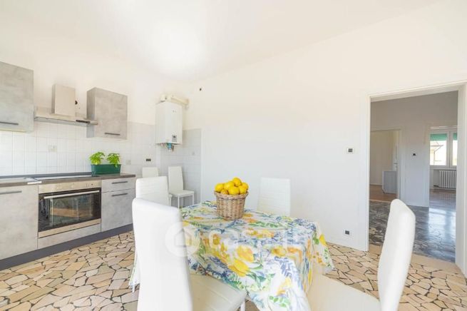 Appartamento in residenziale in Piazza Angelo Pastrello