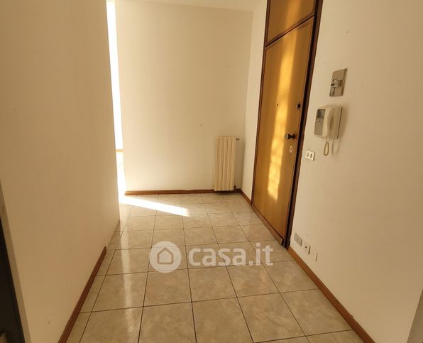 Appartamento in residenziale in Strada Nuova Costa 2A