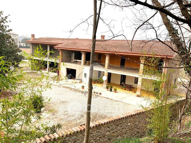 Casa indipendente in residenziale in Località Boschi