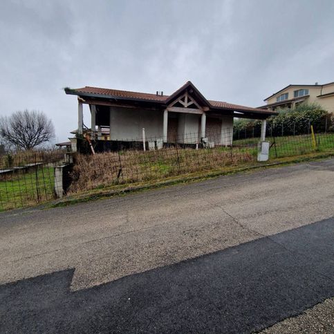 Villa in residenziale in Via San Lorenzo 24
