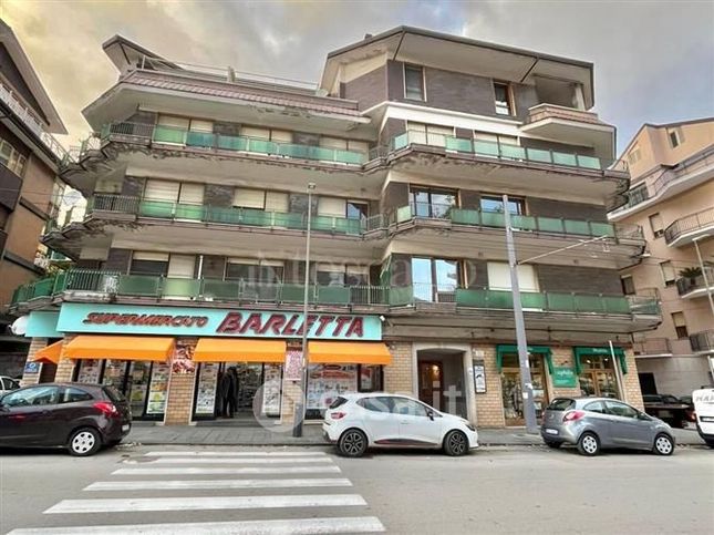 Appartamento in residenziale in Via Circumvallazione