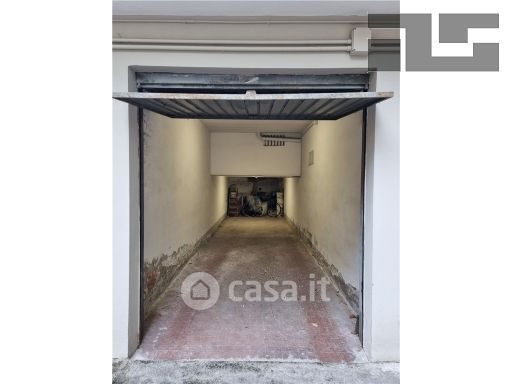 Garage/posto auto in residenziale in Piazza Guglielmo Oberdan