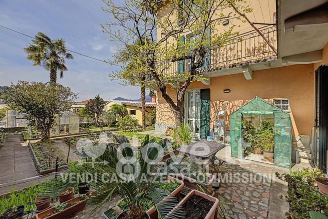 Casa indipendente in residenziale in Via Voldomino 42 B