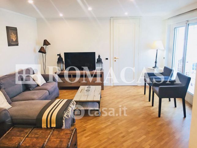 Attico/mansarda in residenziale in Via Andrea del Castagno 142