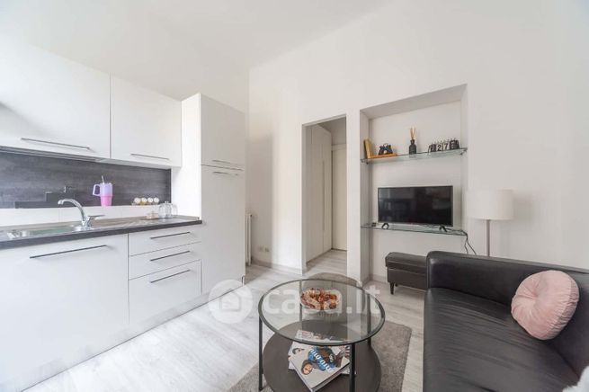 Appartamento in residenziale in Viale Corsica 41