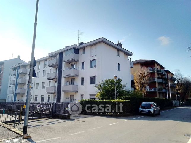 Appartamento in residenziale in Via del Guerino 3