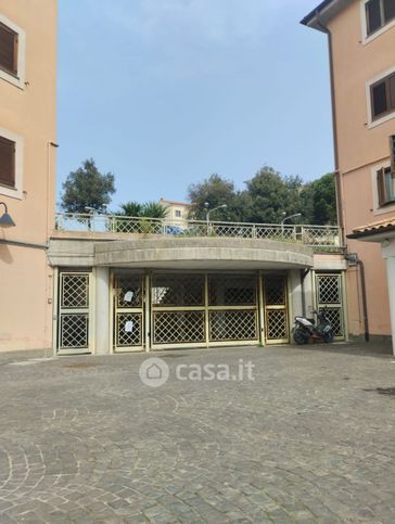 Box/posto auto in residenziale in Via Paolo Borsellino
