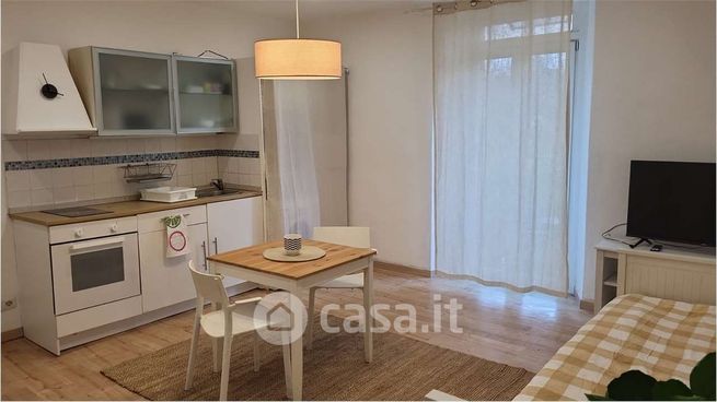 Appartamento in residenziale in Via Fontana 19