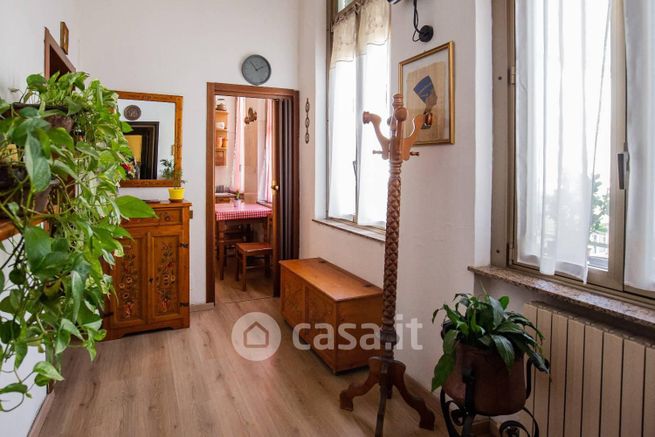 Appartamento in residenziale in Via Lodovico Vistarini