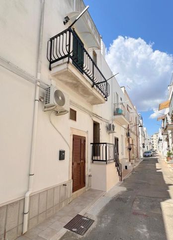 Casa indipendente in residenziale in Via Comandante Gulli