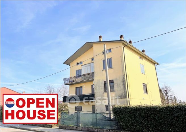 Appartamento in residenziale in Via Scartezzini 97