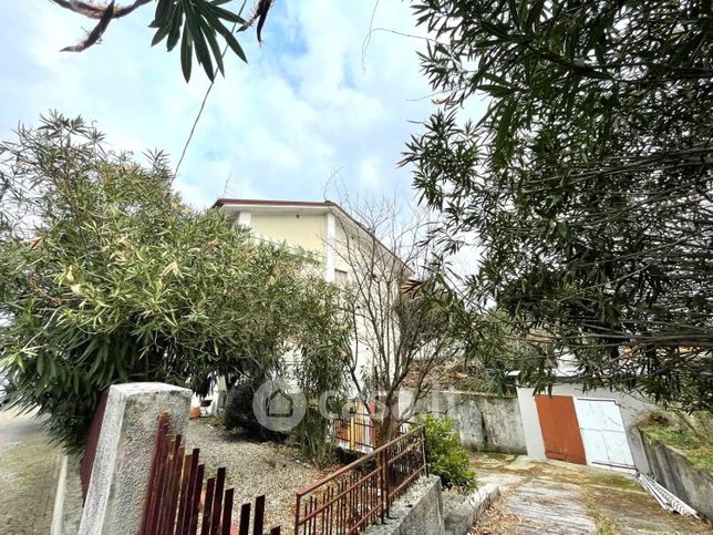 Appartamento in residenziale in Via Monte Nero 45