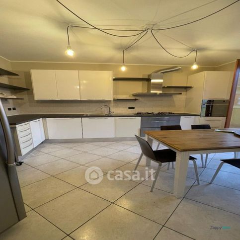 Appartamento in residenziale in Via delle Vallazze 18