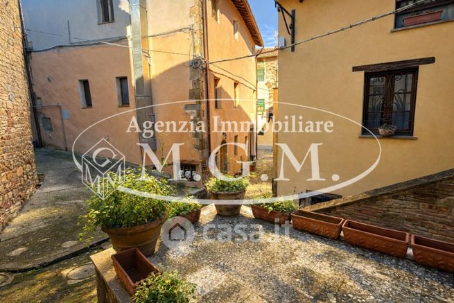 Villetta a schiera in residenziale in Piazza della Repubblica