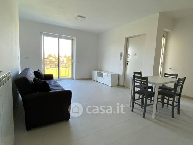 Appartamento in residenziale in Via Cisa Vecchia