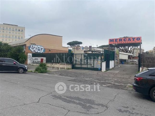 Garage/posto auto in residenziale in Via Pietro Bonfante