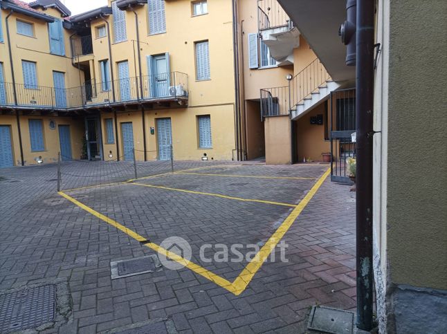 Garage/posto auto in residenziale in Via Giuseppe Radice 18