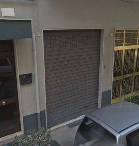 Box/posto auto in residenziale in Via Rimini 43