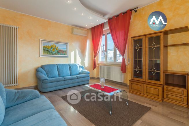 Appartamento in residenziale in Via Antonio Scialoia