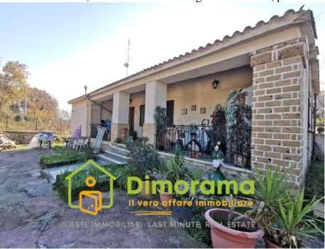 Appartamento in residenziale in Via Monticelli 3