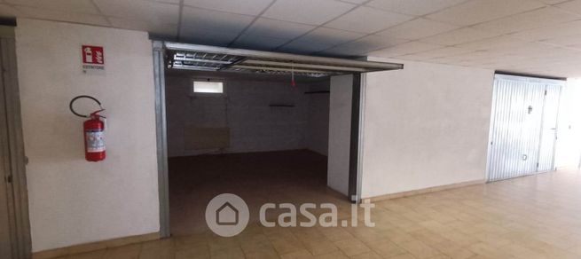 Garage/posto auto in residenziale in 