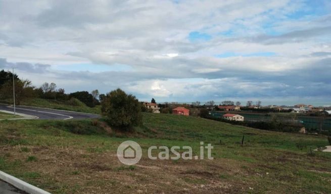 Terreno agricolo in commerciale in Via Aldo Moro