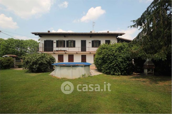 Rustico/casale in residenziale in 