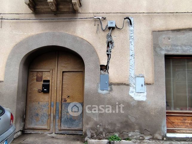 Casa indipendente in residenziale in Via Nazionale