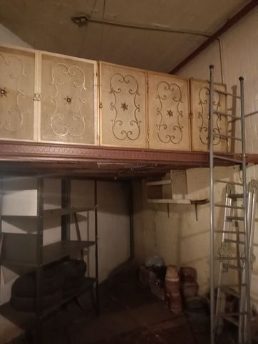 Box/posto auto in residenziale in Via Edoardo Rubino 50