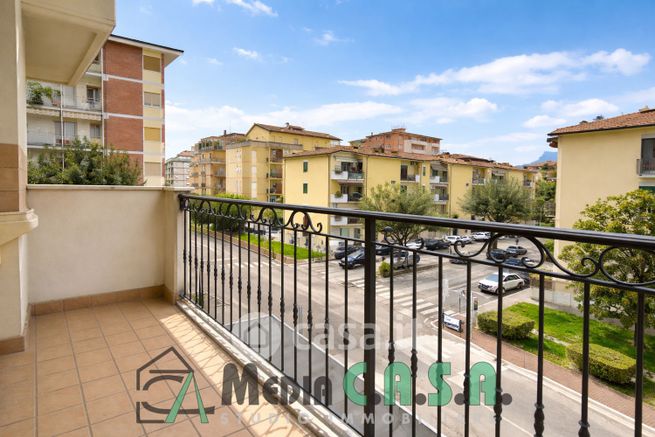 Appartamento in residenziale in Via Erasmo Mari 57