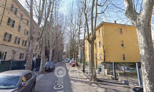 Appartamento in residenziale in Via Giulio Giordani