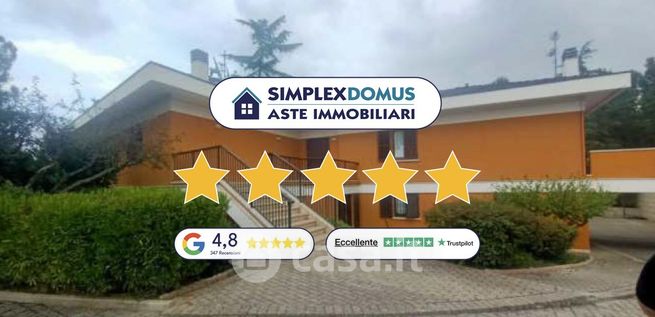 Villa in residenziale in Viale Roma