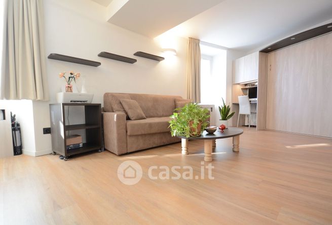 Appartamento in residenziale in Via Vigevano 45